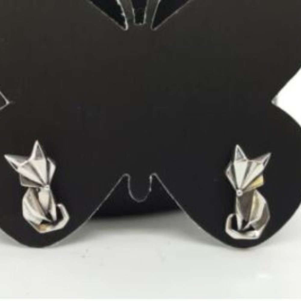 NEW 925 sterling silver geometric fox stud earrings